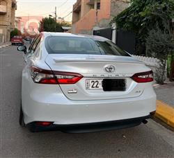 تۆیۆتا کامری